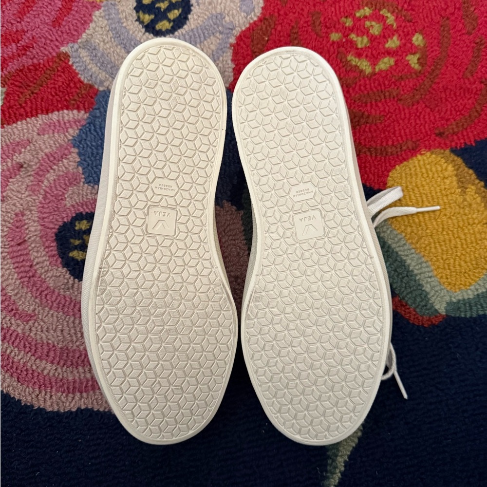 Veja Wata II Low Suede Sneakers in Almond Pierre - Picture 4 of 7